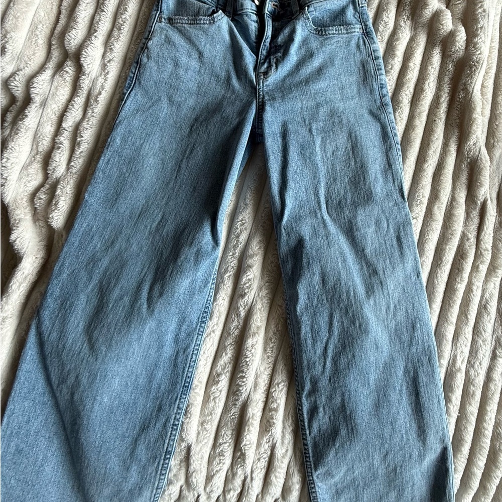 Abercrombie Kids Light Blue High-Rise Jeans size 13/14 short
